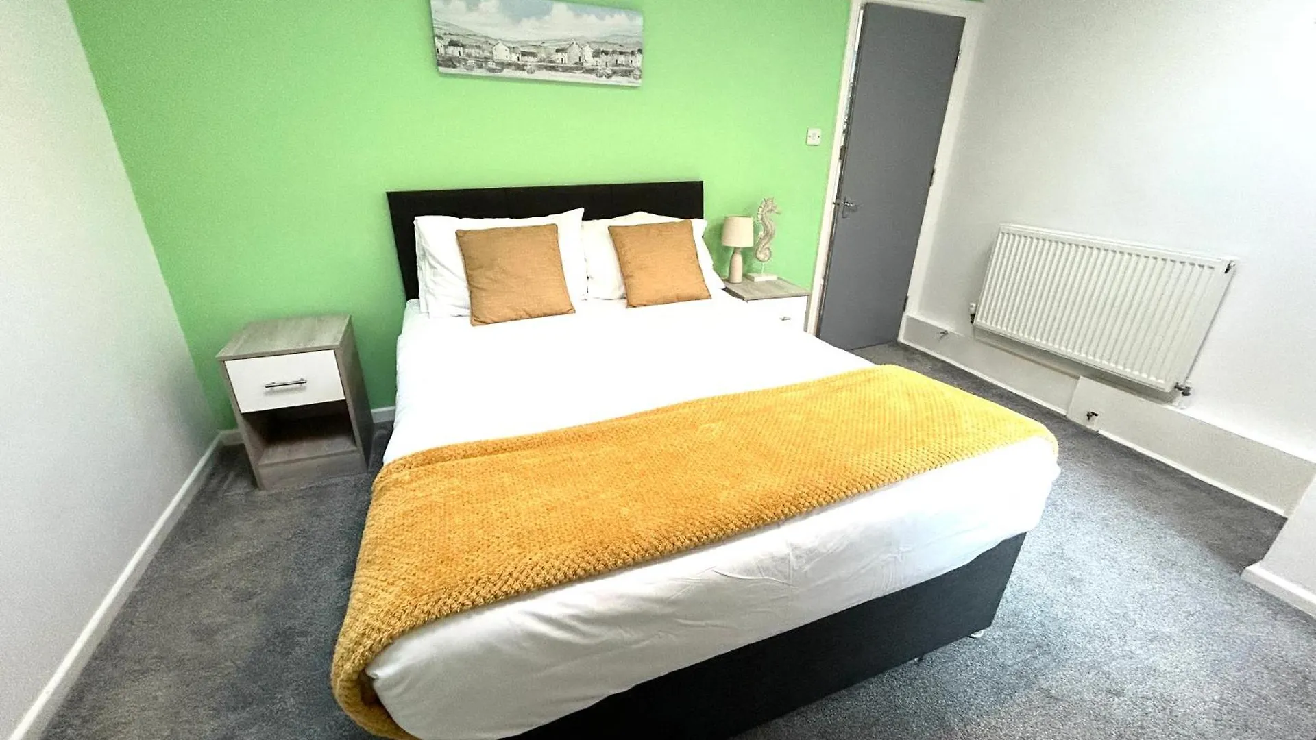 Town Centre Apartments By The Beach, Bic, Pavilion Bournemouth United Kingdom