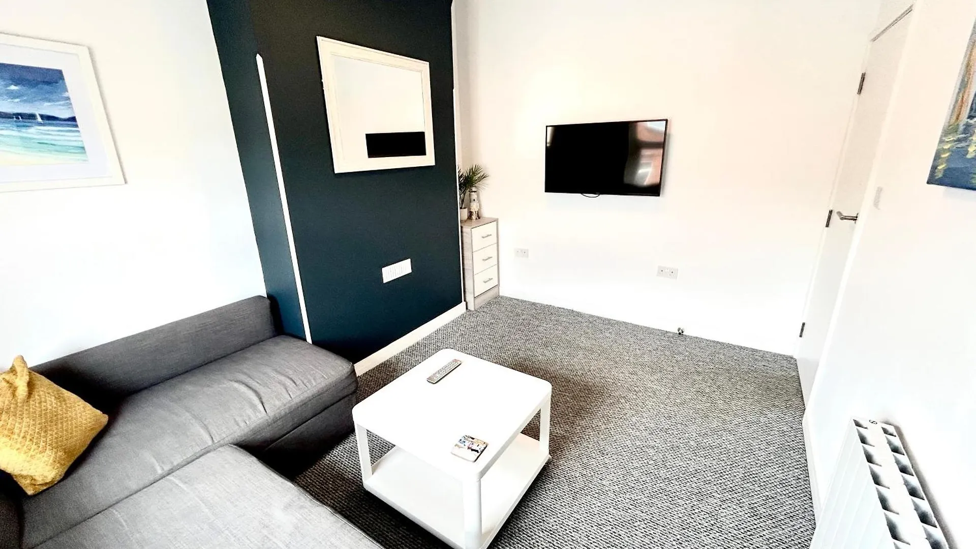 Town Centre Apartments By The Beach, Bic, Pavilion Bournemouth